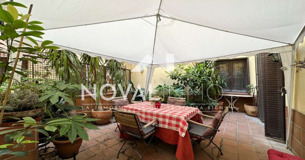 Propiedades 18 Piso en venta en madrid centro a 200 metros de gran vía con un patio de 25 m²